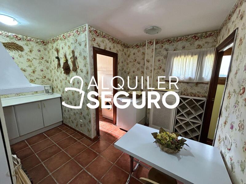 Piso en Calle El Romeral , ARGANDA DEL REY MADRID