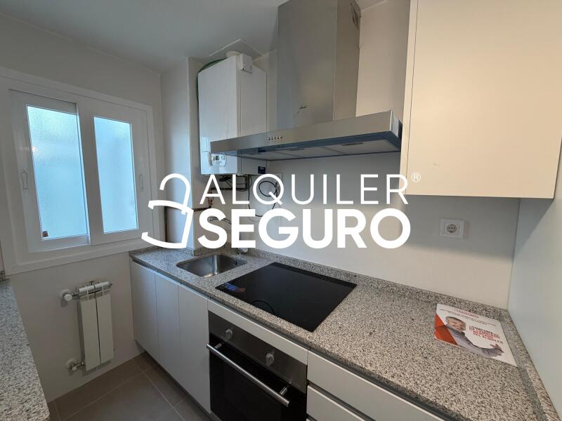 Piso en Calle Ruiz de Alarnes , GETAFE MADRID