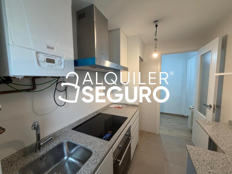 Piso en Calle Ruiz de Alarnes , GETAFE MADRID