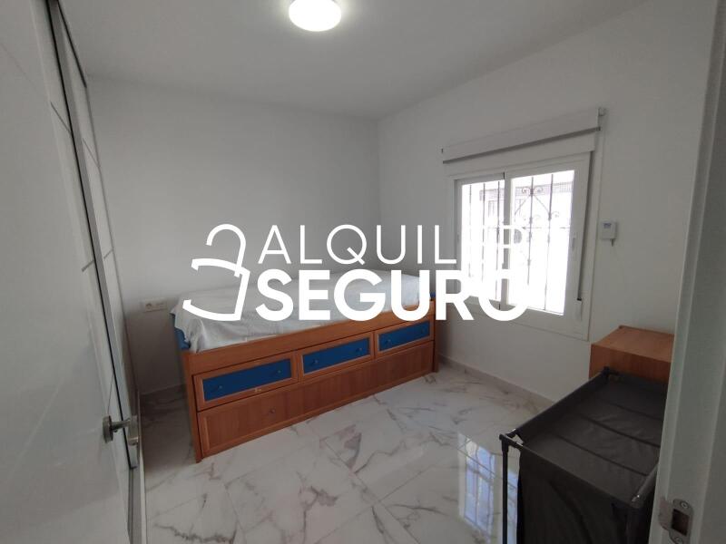 Piso en Calle Espliego, BENALMÁDENA MÁLAGA