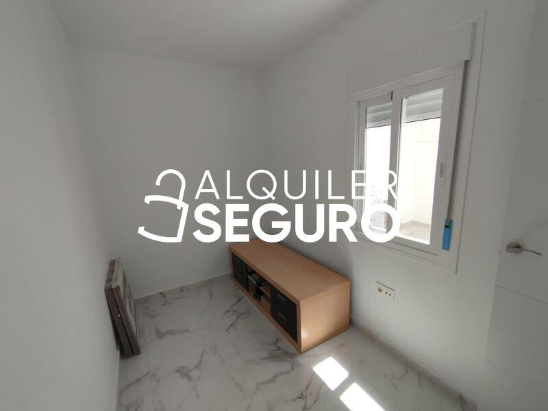 Piso en Calle Espliego, BENALMÁDENA MÁLAGA