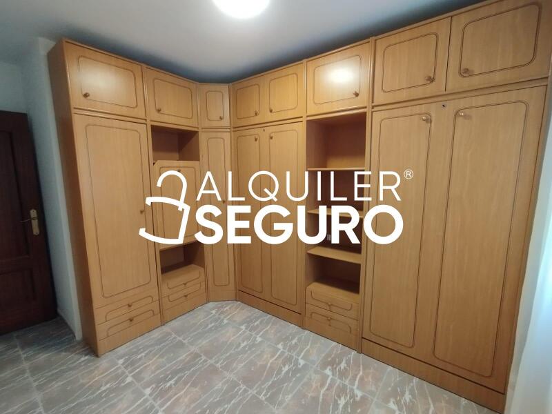 Piso en Calle wenceslao fernández flórez, FUENGIROLA MÁLAGA