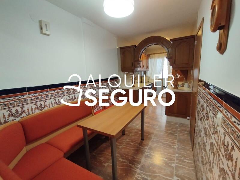 Piso en Calle wenceslao fernández flórez, FUENGIROLA MÁLAGA