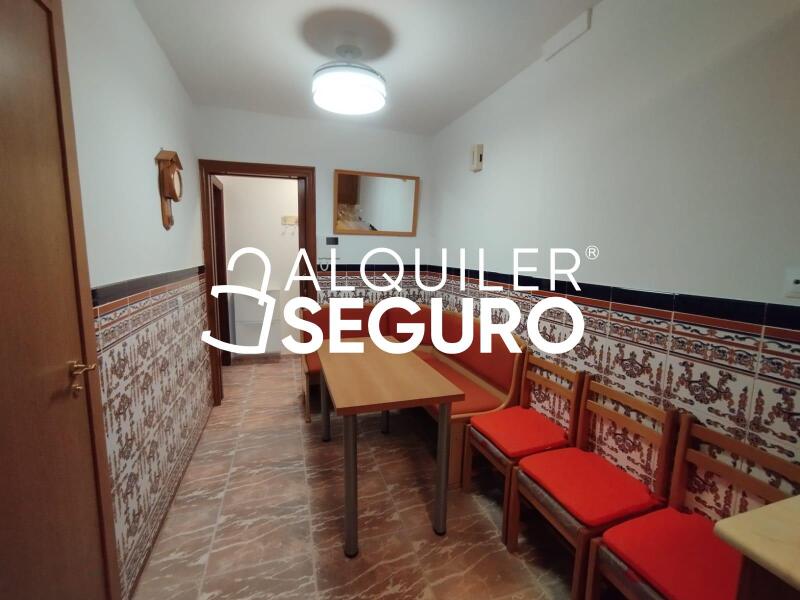 Piso en Calle wenceslao fernández flórez, FUENGIROLA MÁLAGA