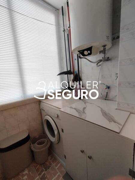 Piso en Calle wenceslao fernández flórez, FUENGIROLA MÁLAGA