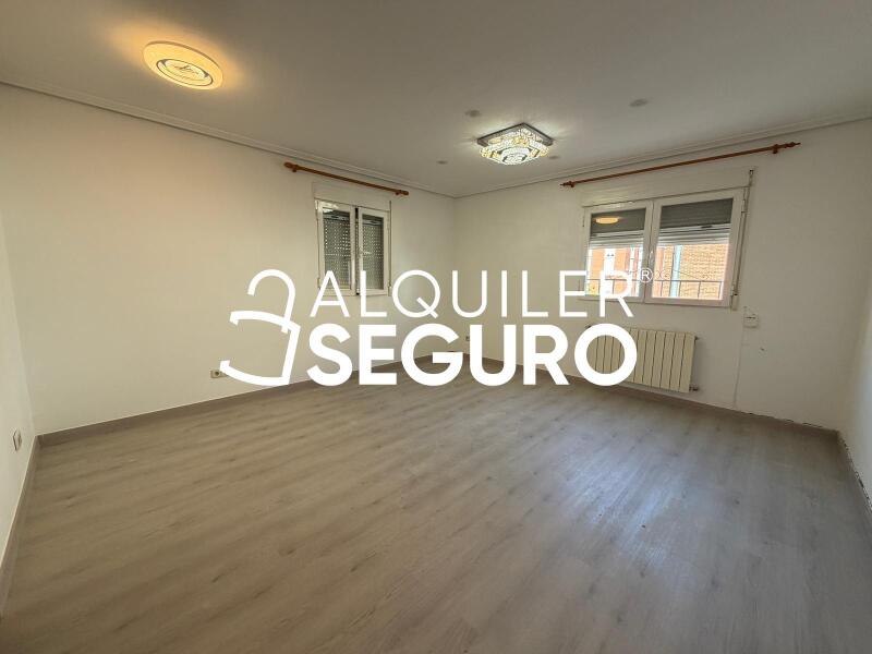 Inmueble en Calle Peña de Trevinca, MADRID