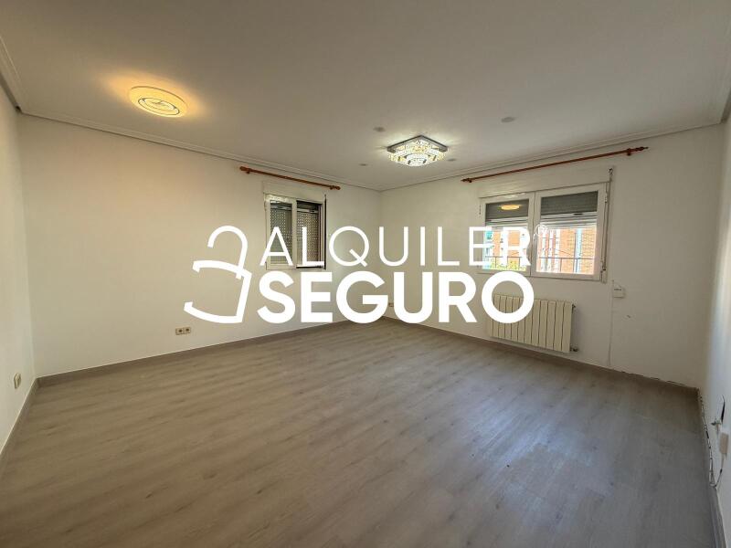 Inmueble en Calle Peña de Trevinca, MADRID