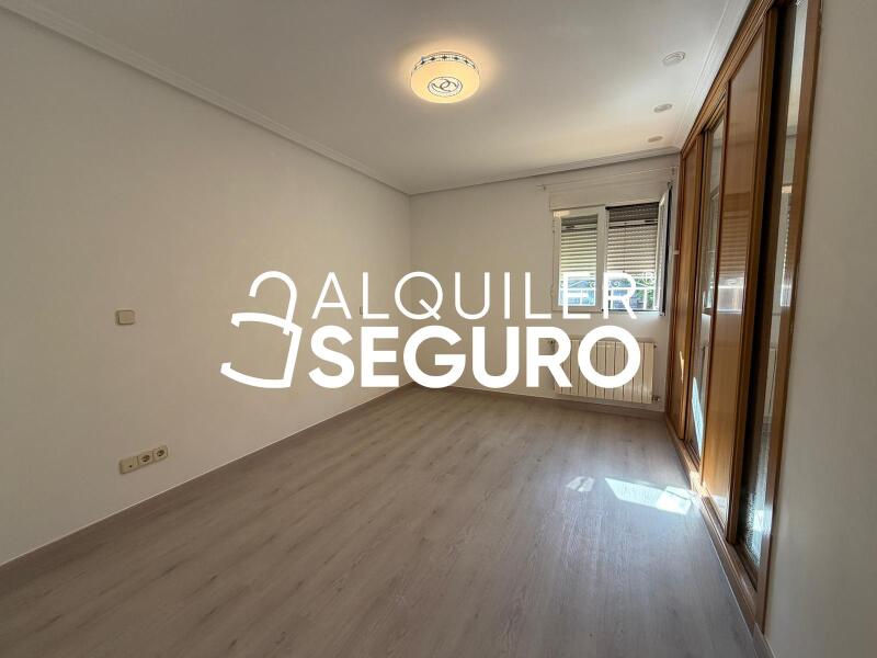 Inmueble en Calle Peña de Trevinca, MADRID