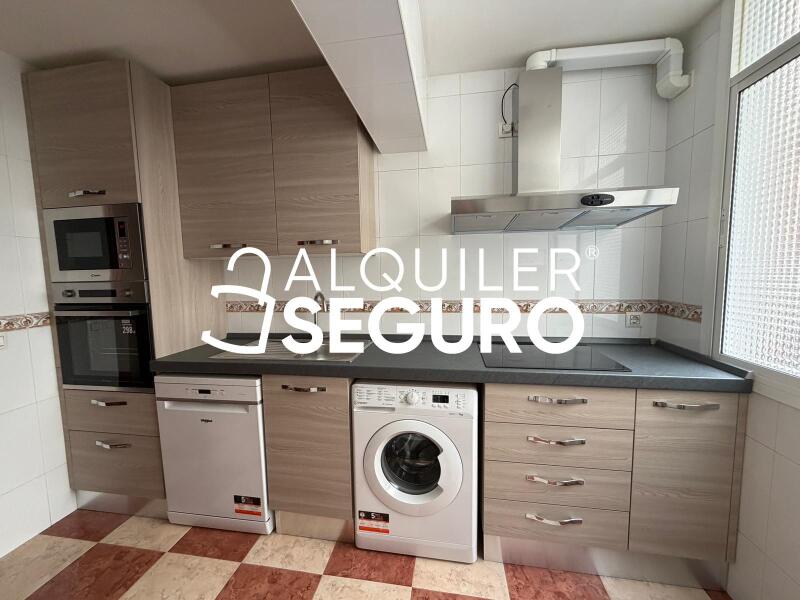 Inmueble en Calle Riojanos, MADRID