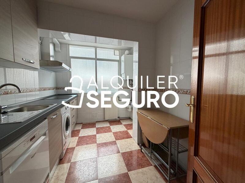 Inmueble en Calle Riojanos, MADRID