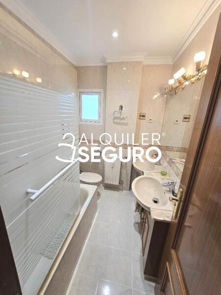 Piso en Calle de Juan Montalvo, MADRID MADRID