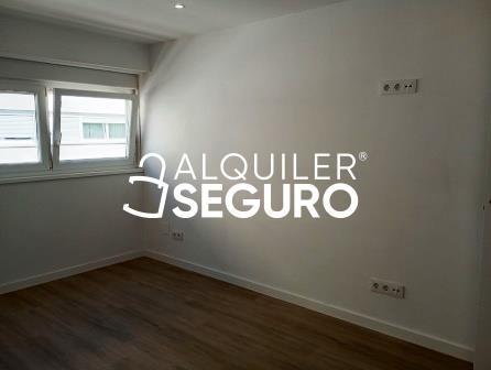 Piso en Calle San Jurjo Carricarte, CULLEREDO A CORUÑA