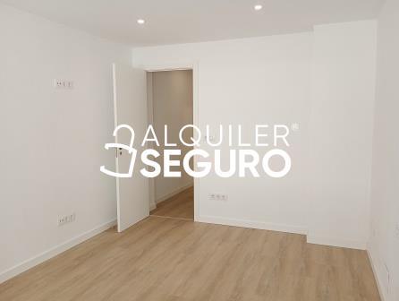 Piso en Calle San Jurjo Carricarte, CULLEREDO A CORUÑA