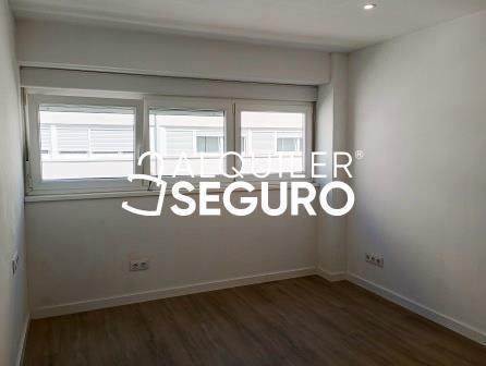 Piso en Calle San Jurjo Carricarte, CULLEREDO A CORUÑA