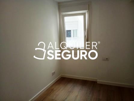 Piso en Calle San Jurjo Carricarte, CULLEREDO A CORUÑA