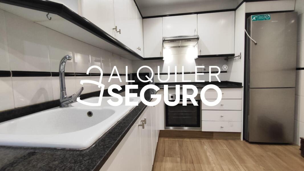 Piso en Calle Fuerzas Armadas, L'ELIANA VALENCIA