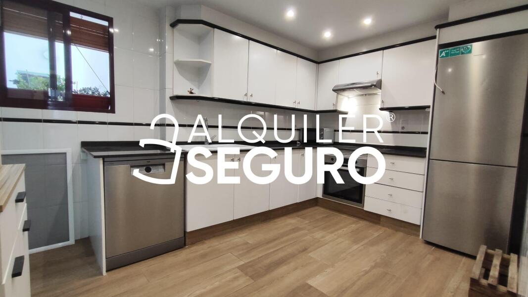 Piso en Calle Fuerzas Armadas, L'ELIANA VALENCIA