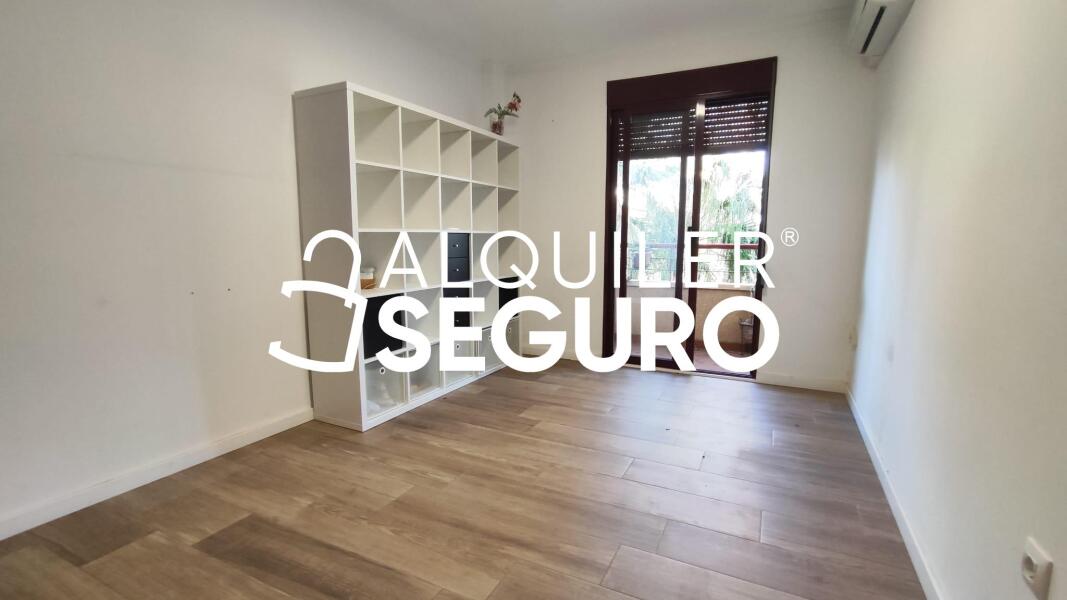 Piso en Calle Fuerzas Armadas, L'ELIANA VALENCIA