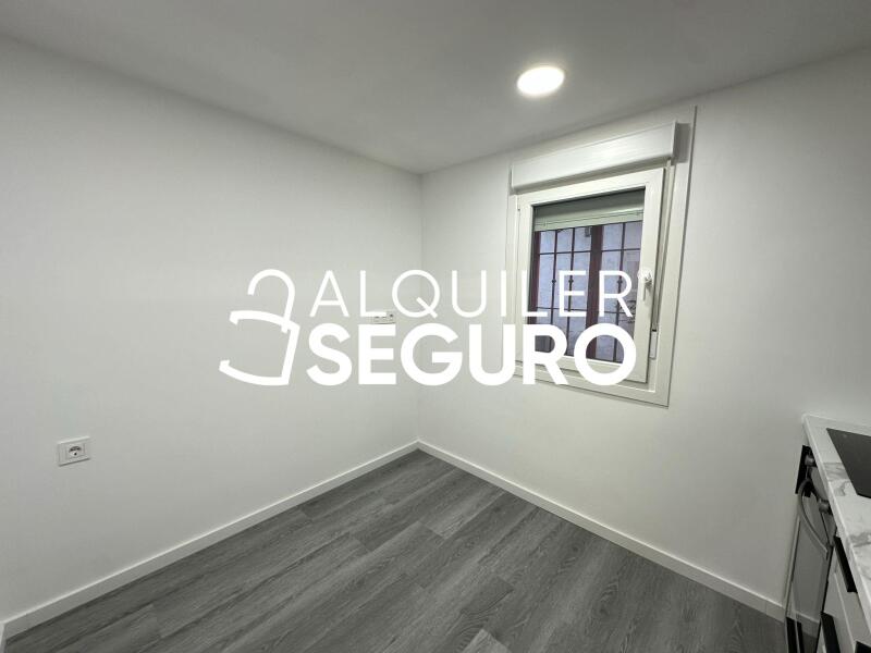 Piso en Calle Valdecanillas, MADRID MADRID