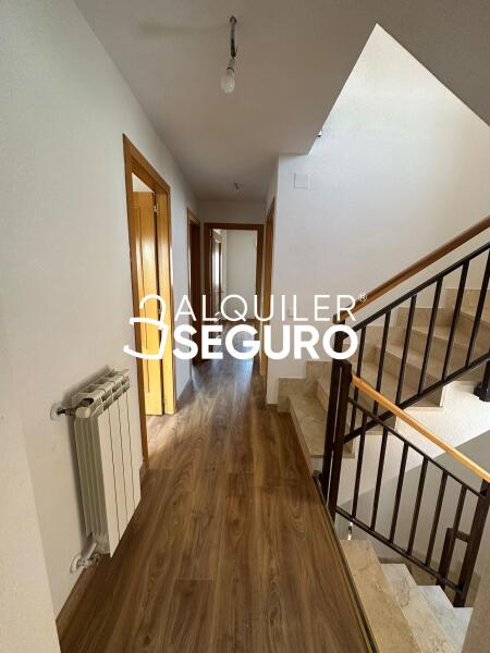 Piso en Calle de los Pastos de Primavera, NAVALCARNERO MADRID