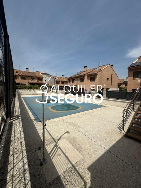 Piso en Calle de los Pastos de Primavera, NAVALCARNERO MADRID