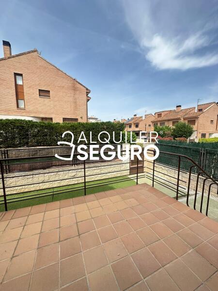 Piso en Calle de los Pastos de Primavera, NAVALCARNERO MADRID