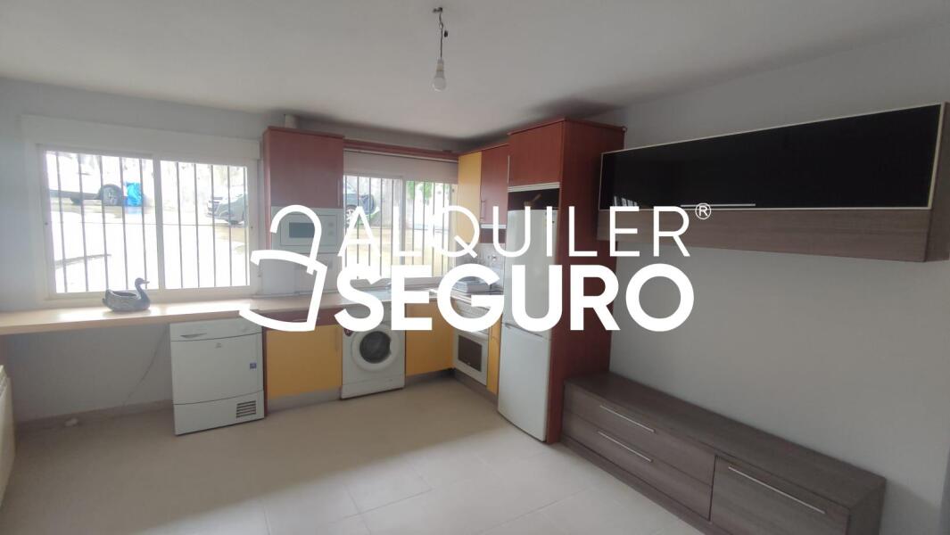 Inmueble en Calle Torote , MADRID