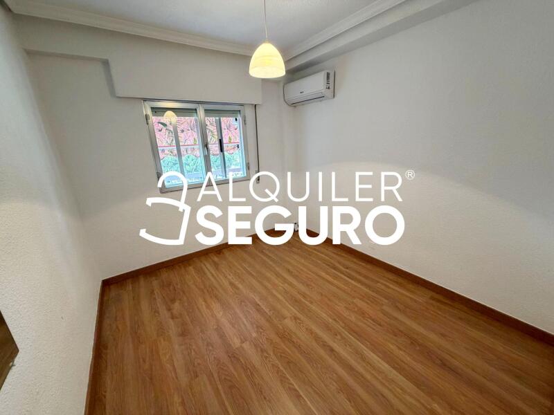 Piso en Avenida de Portugal, MÓSTOLES MADRID