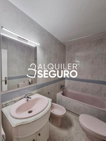 Inmueble en Calle Reina Mercedes, MADRID