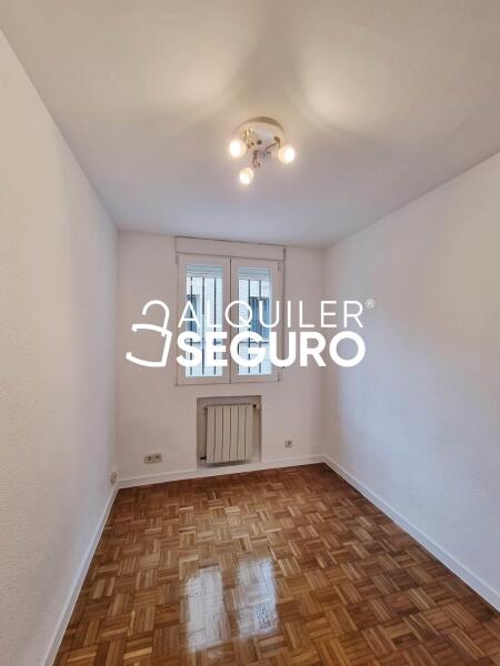 Inmueble en Calle Reina Mercedes, MADRID