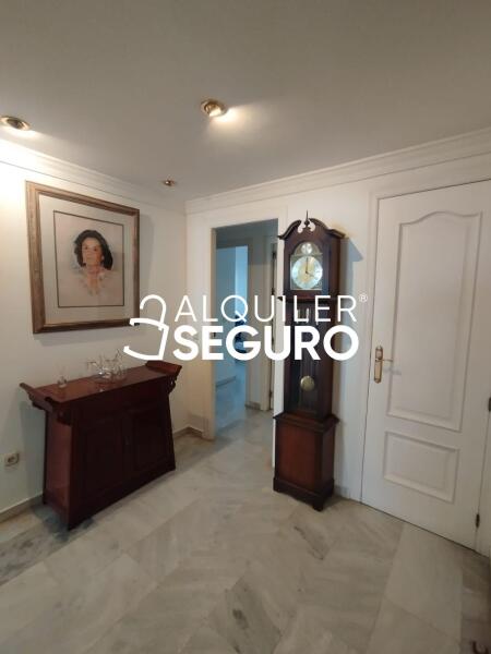 Inmueble en Avenida Antonio Belón, MÁLAGA