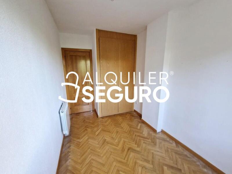 Inmueble en Calle Leon Felipe , MADRID