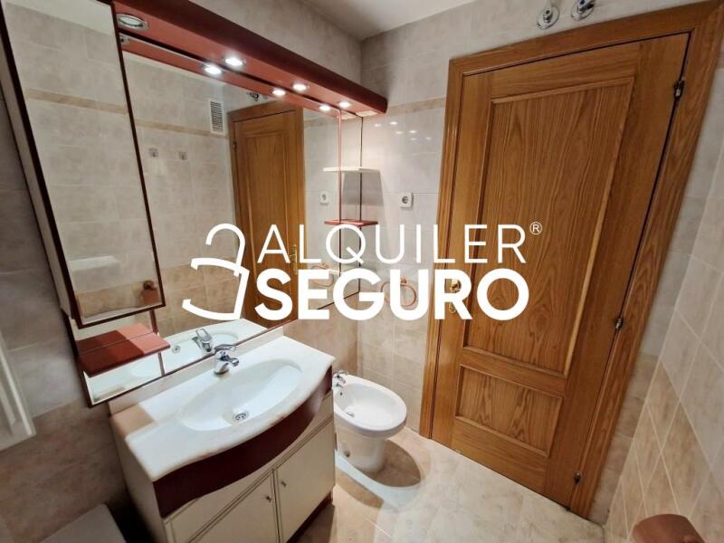 Inmueble en Calle Leon Felipe , MADRID