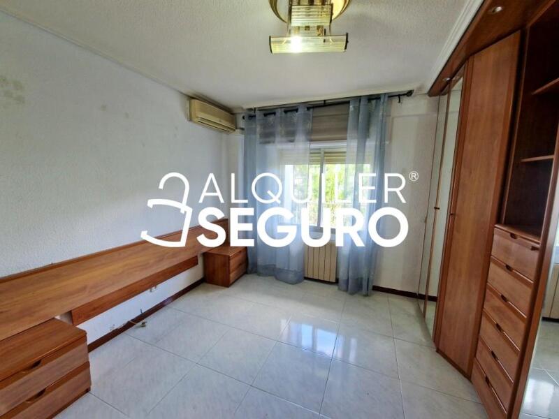 Inmueble en Calle Pintor Picasso , MADRID