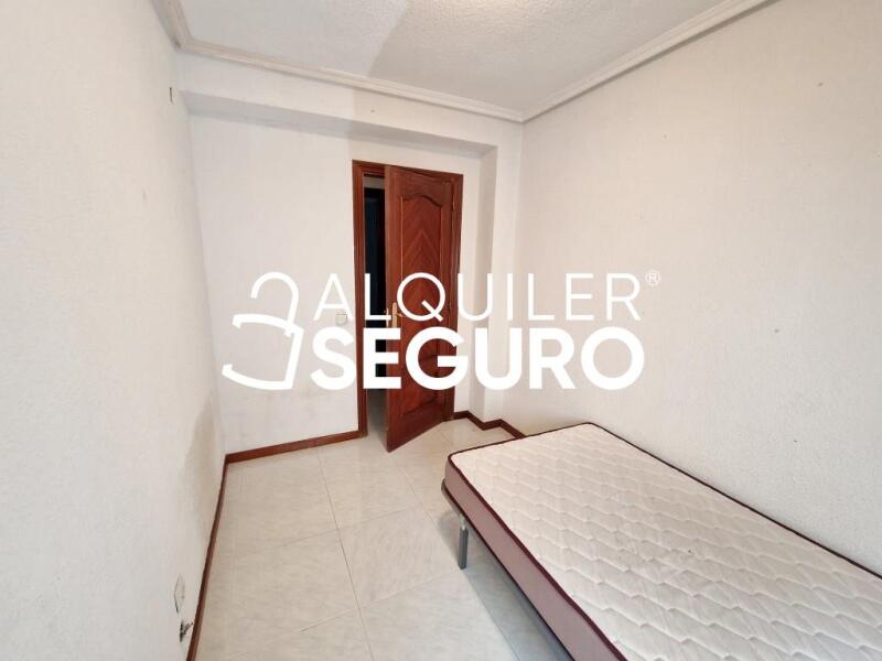 Inmueble en Calle Pintor Picasso , MADRID