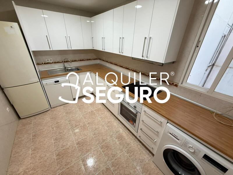 Inmueble en Calle Pradillo , MADRID