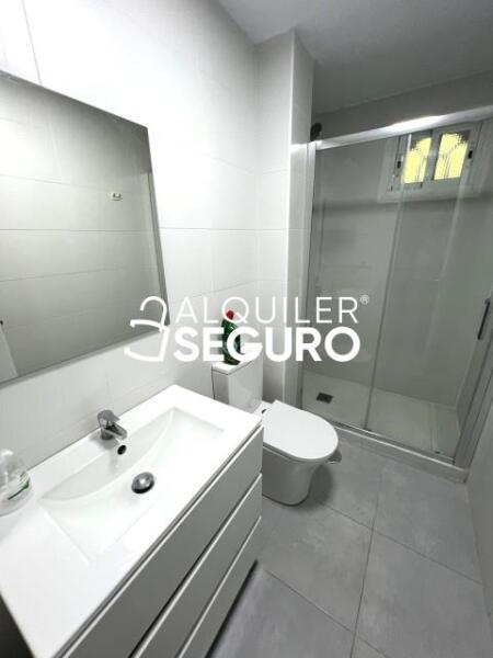 Inmueble en Plaza Hernan Cortés, MADRID