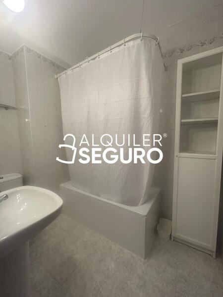 Inmueble en Calle Ronda de Saliente, MADRID