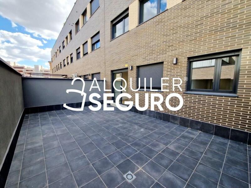 Piso en Avenida de Italia, ARROYOMOLINOS MADRID
