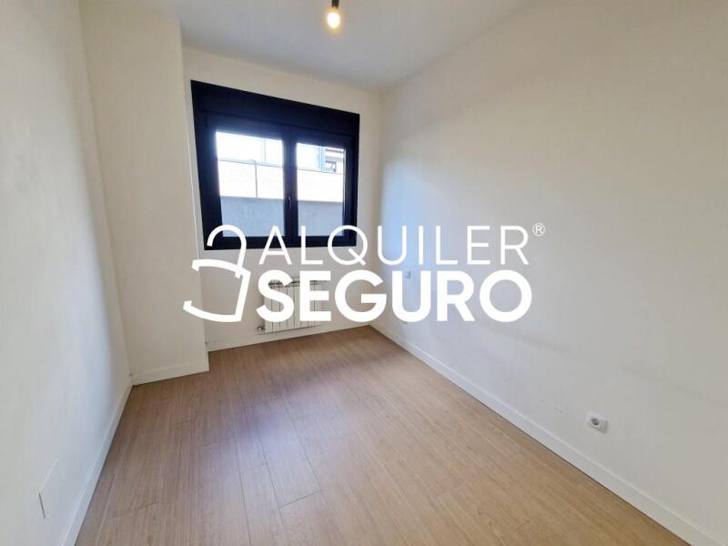 Piso en Avenida de Italia, ARROYOMOLINOS MADRID