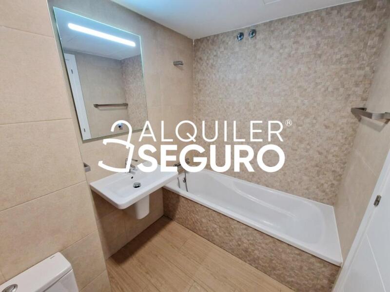Piso en Avenida de Italia, ARROYOMOLINOS MADRID