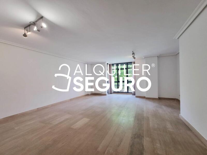 Inmueble en Avenida Talgo, MADRID