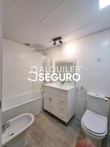 Inmueble en Avenida Talgo, MADRID