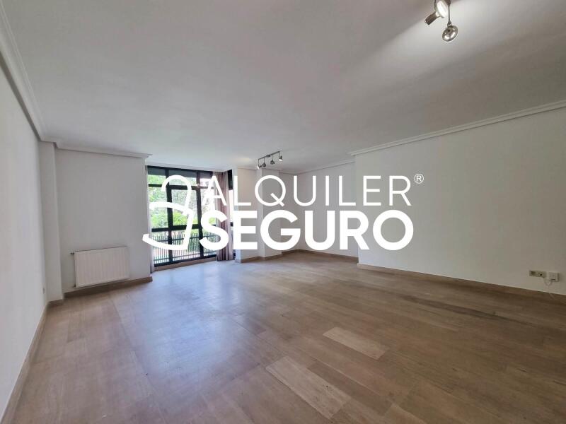 Inmueble en Avenida Talgo, MADRID