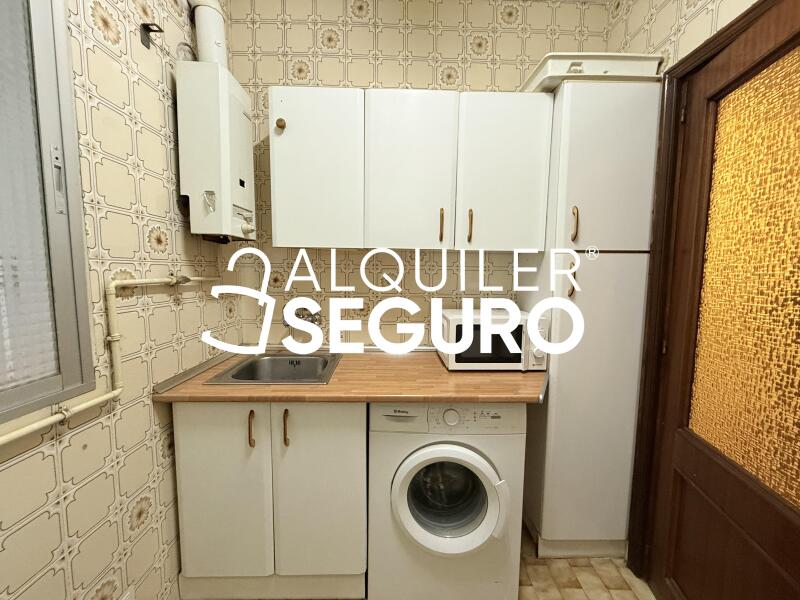 Inmueble en Calle Bernardino Obregón , MADRID