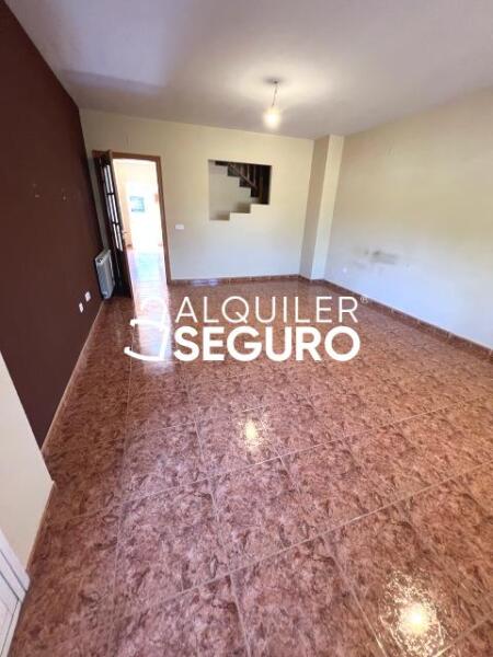 Piso en Calle Rosalía de Castro, SESEÑA TOLEDO