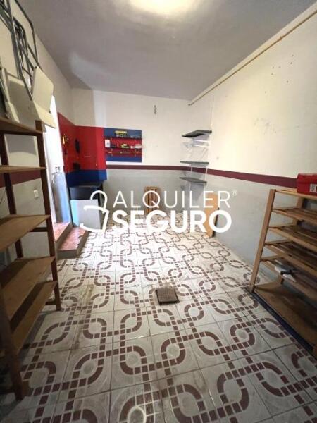 Piso en Calle Rosalía de Castro, SESEÑA TOLEDO