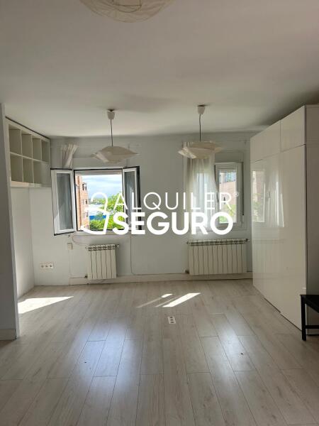 Inmueble en Calle Esfinge, MADRID