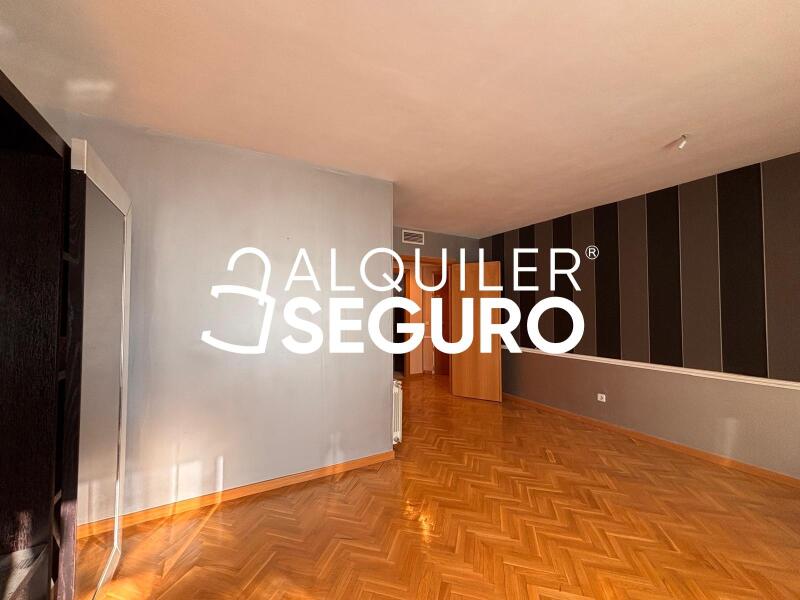 Inmueble en Calle de Puentedey, MADRID