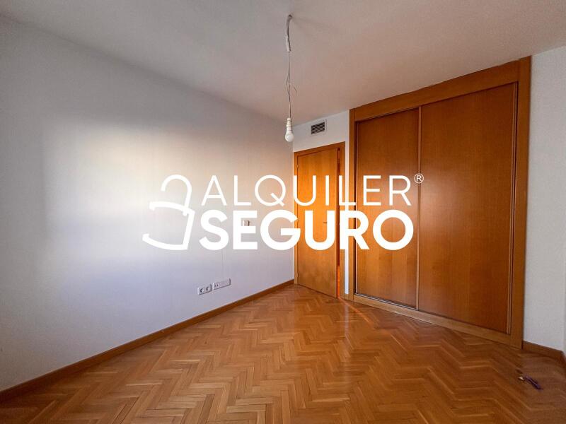 Inmueble en Calle de Puentedey, MADRID